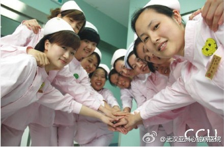 心内科护理顶呱呱，展现风采人人夸。 生命不息，奋斗不止！你们将优质护理贯彻到底，为患者撑起希望的天空！