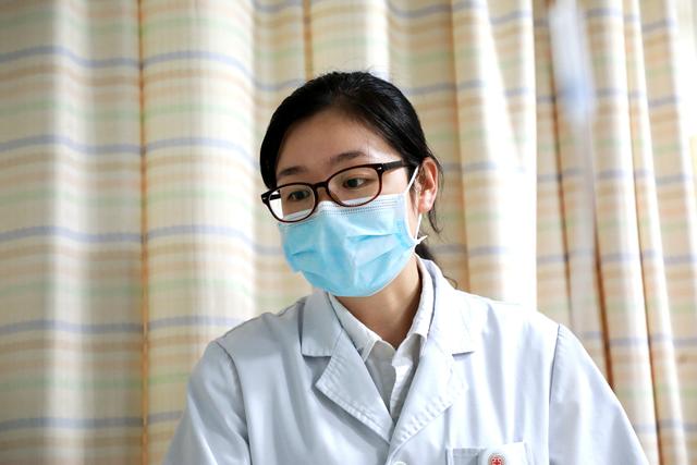 120急救医生素颜堪比宋慧乔：见过生死 珍惜幸福